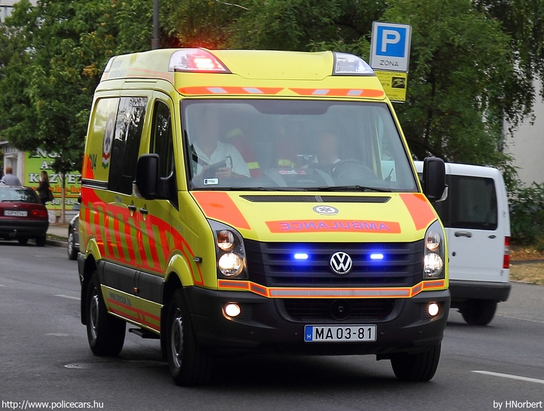 Volkswagen Crafter, Országos Mentõszolgálat, fotó: HNorbert
Keywords: mentő magyar Magyarország mentőautó MA03-81
