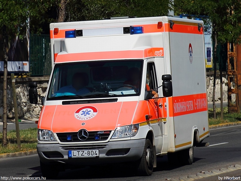 Mercedes-Benz Sprinter 413 CDI, fotó: HNorbert
Keywords: mentő mentőautó magyar Magyarország LTZ-804 xyz