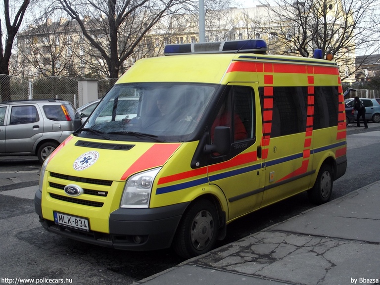 Ford Transit, Gól-Diatrans Kft., fotó: Bbazsa
Keywords: mentő mentőautó magyar Magyarország MLK-834