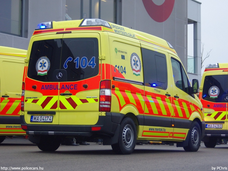 Mercedes-Benz Sprinter 316 CDI, Országos Mentõszolgálat, fotó: PChris
Keywords: mentő mentőautó OMSZ magyar Magyarország MA04-74