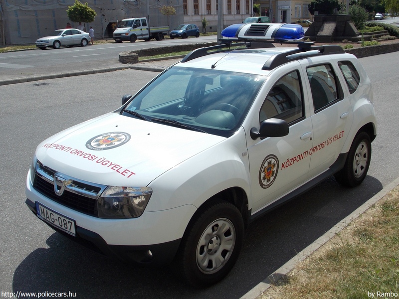 Dacia Duster, Egészségügyi Alapellátási Igazgatóság Nyíregyháza, orvosi ügyelet, fotó: Rambo
Keywords: mentő mentőautó magyar Magyarország MAG-087 ambulance hungarian Hungary