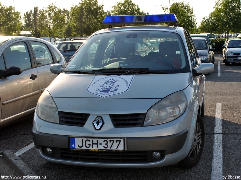 Renault Scénic, Poszeidon Víz Alatti és Felszíni Mentõ – Tûzoltó, Polgárõr Egyesület, fotó: Bbazsa
Keywords: mentő mentőautó magyar Magyarország JGH-377 ambulance hungarian Hungary