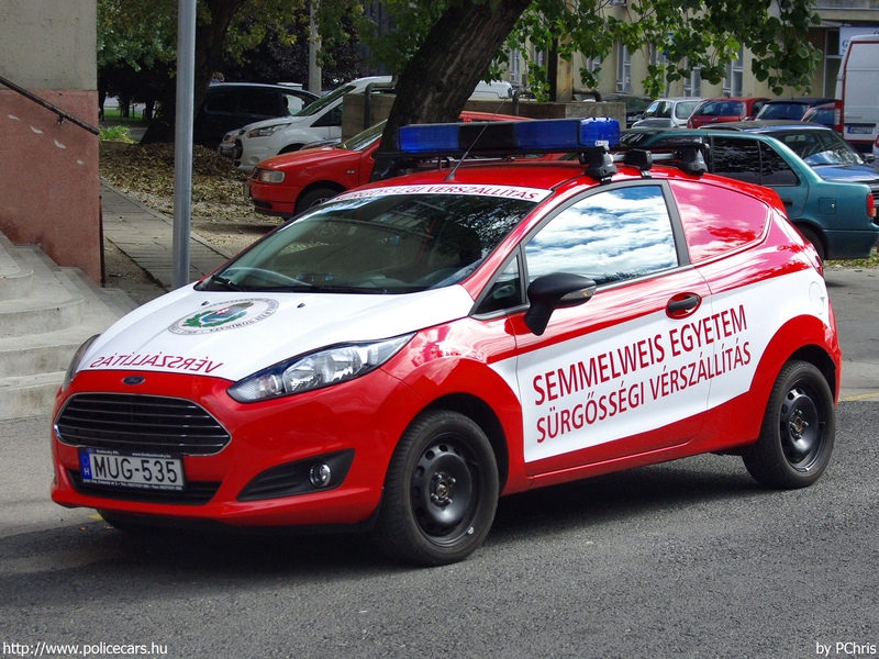 Ford Fiesta, sürgõsségi vérszállítás, Semmelweis Egyetem, fotó: PChris
Keywords: mentő mentőautó magyar Magyarország MUG-535 ambulance hungarian Hungary