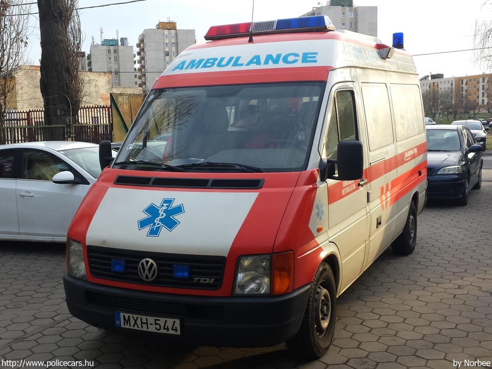 Volkswagen LT 35, Salvator Ambulance Service, fotó: Norbee
Keywords: mentő mentőautó magyar Magyarország MXH-544