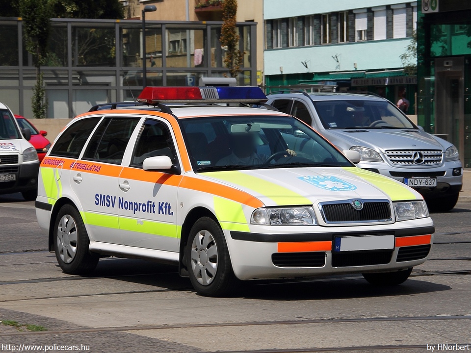 Skoda Octavia, SMSV, vérszállítás, fotó: HNorbert
Keywords: mentő mentőautó magyar Magyarország ambulance hungarian Hungary