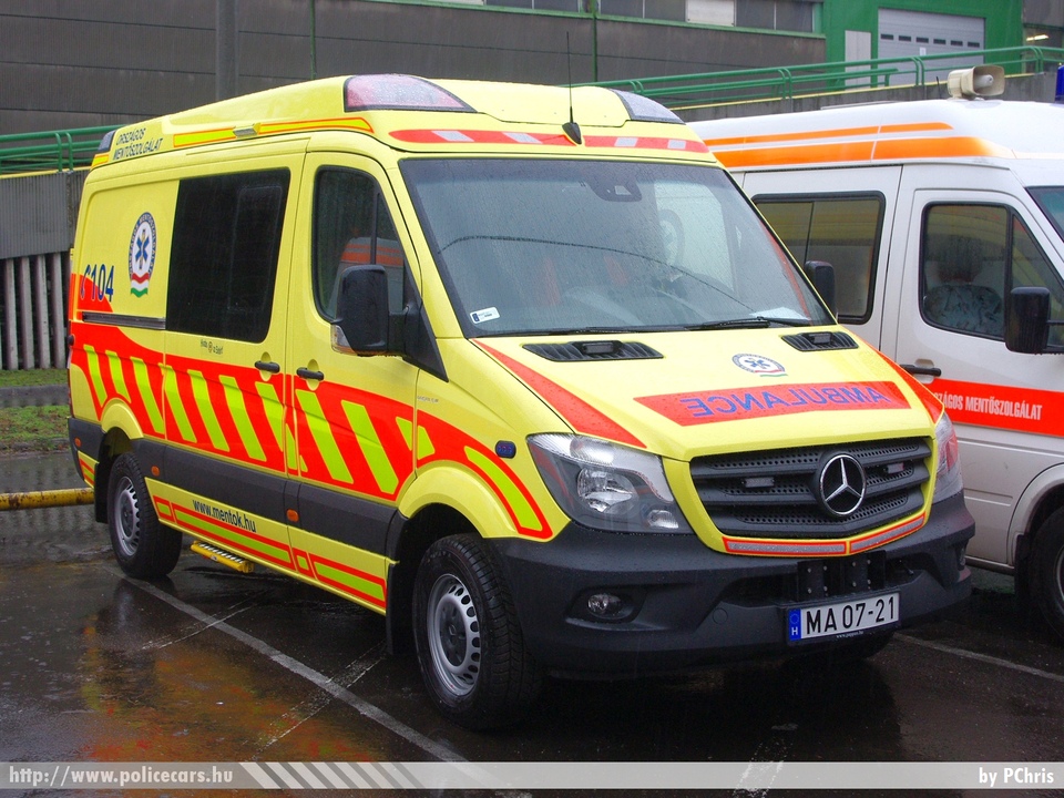 Mercedes-Benz Sprinter II facelift 316 CDI Profile, Országos Mentõszolgálat, Tab, fotó: PChris
Keywords: magyar Magyarország mentő mentőautó MA07-21 OMSZ Hungary hungarian ambulance