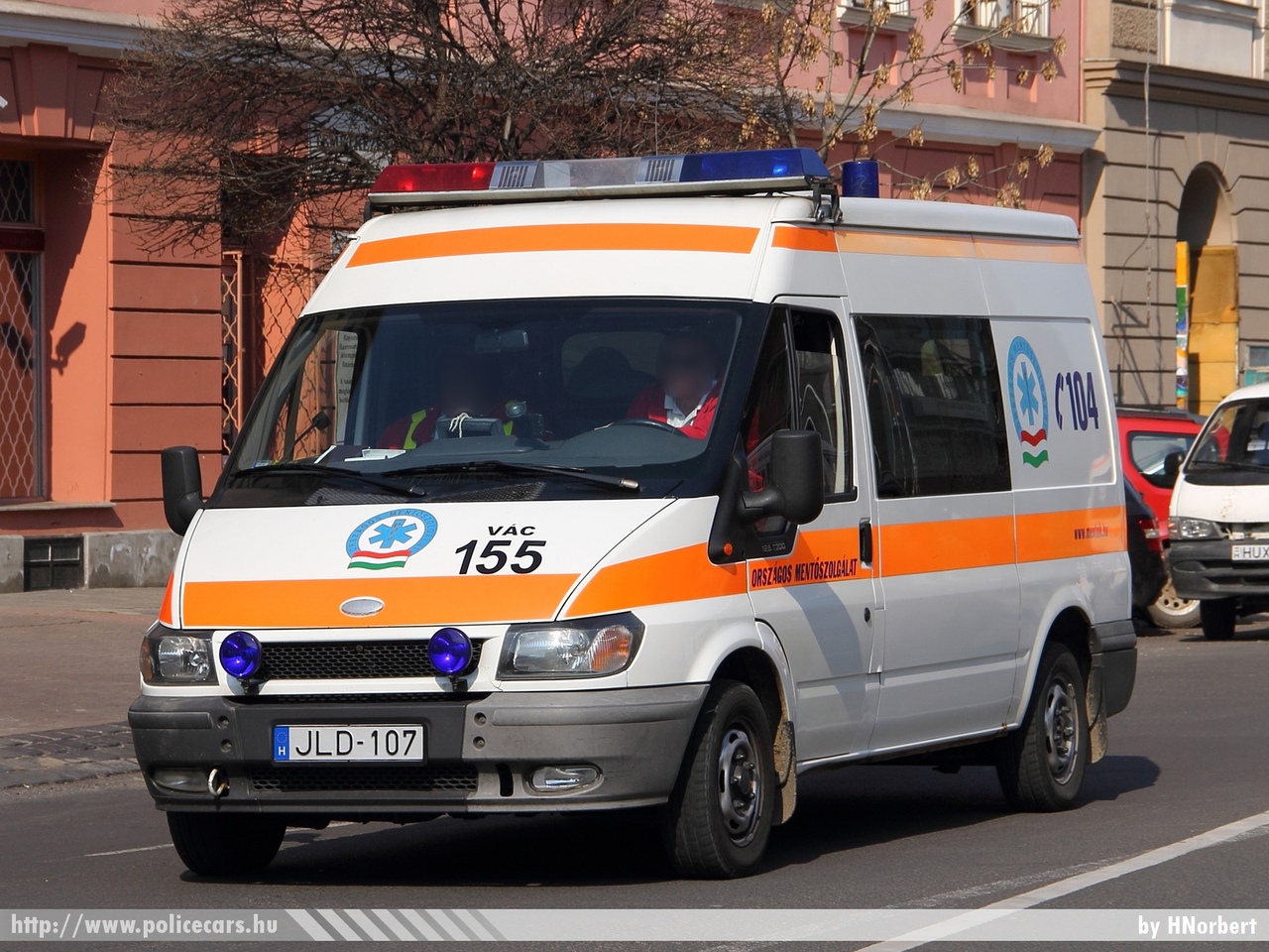 Ford Transit, Vác, Országos Mentõszolgálat, fotó: HNorbert 
Keywords: mentő mentőautó OMSZ magyar Magyarország JLD-107