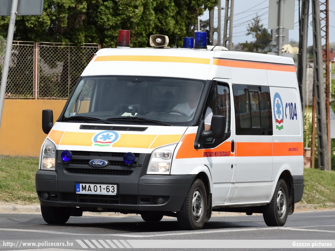 Ford Transit, Országos Mentõszolgálat, fotó: Gzozzo pictures
Keywords: magyar Magyarország mentő mentőautó OMSZ MA01-63 Hungary hungarian ambulance