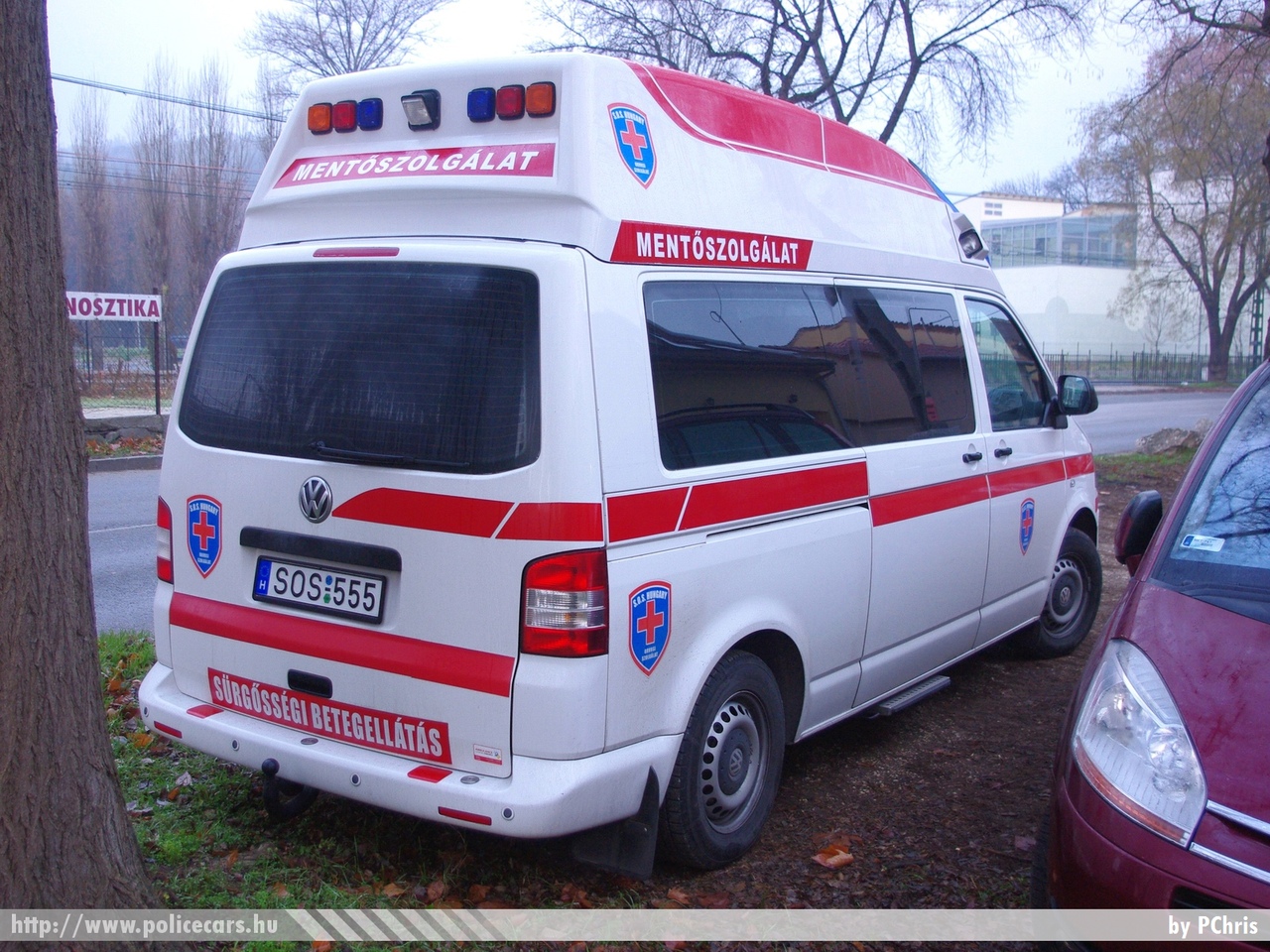 Volkswagen Transporter T5, SOS Assistance Hungary Kft., fotó: PChris
Keywords: magyar Magyarország mentő mentőautó Hungary hungarian ambulance SOS-555