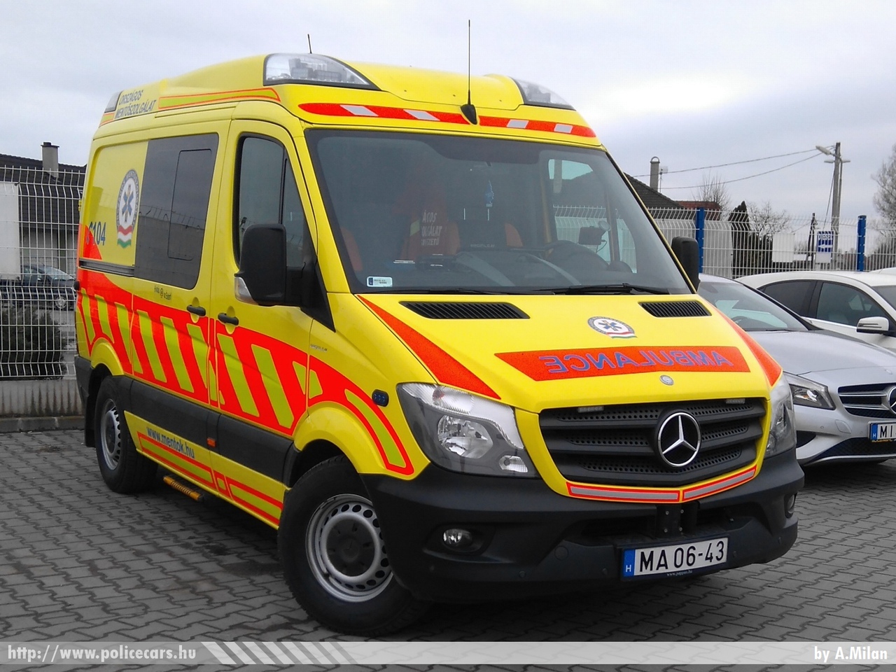 Mercedes-Benz Sprinter II facelift 316 CDI, fotó: A.Milan 
Keywords: mentő mentőautó OMSZ magyar Magyarország MA06-43