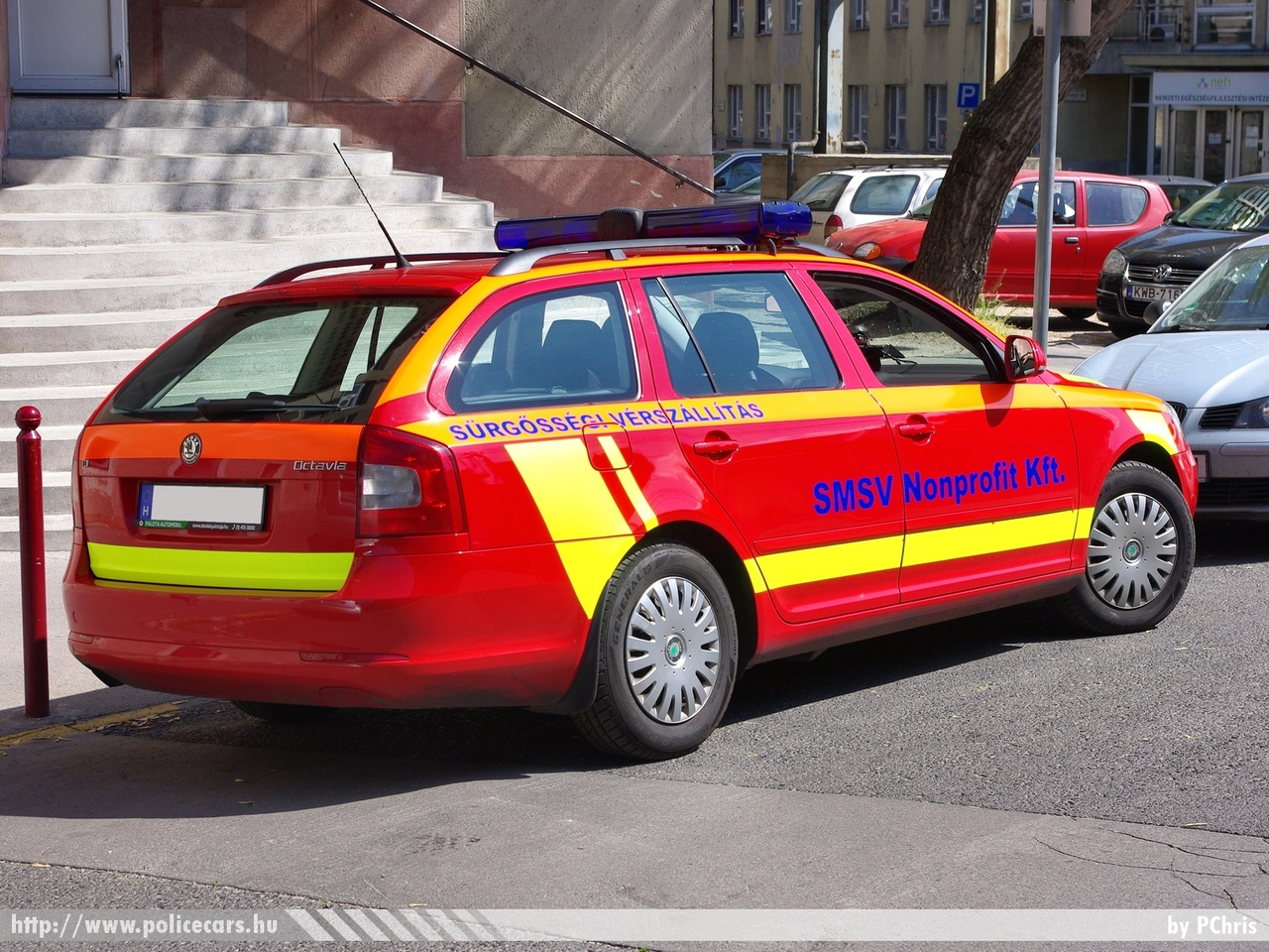 Skoda Octavia II facelift, SMSV, vérszállítás, fotó: PChris
Keywords: mentő mentőautó magyar Magyarország ambulance hungarian Hungary