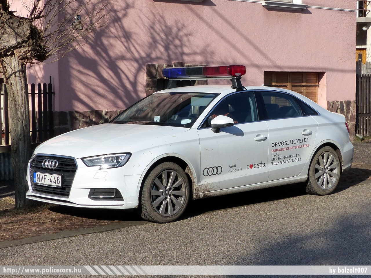 Audi A3 limousine, orvosi ügyelet, Gyõr, fotó: balzolt007
Keywords: mentő mentőautó magyar Magyarország ambulance hungarian Hungary NVF-446