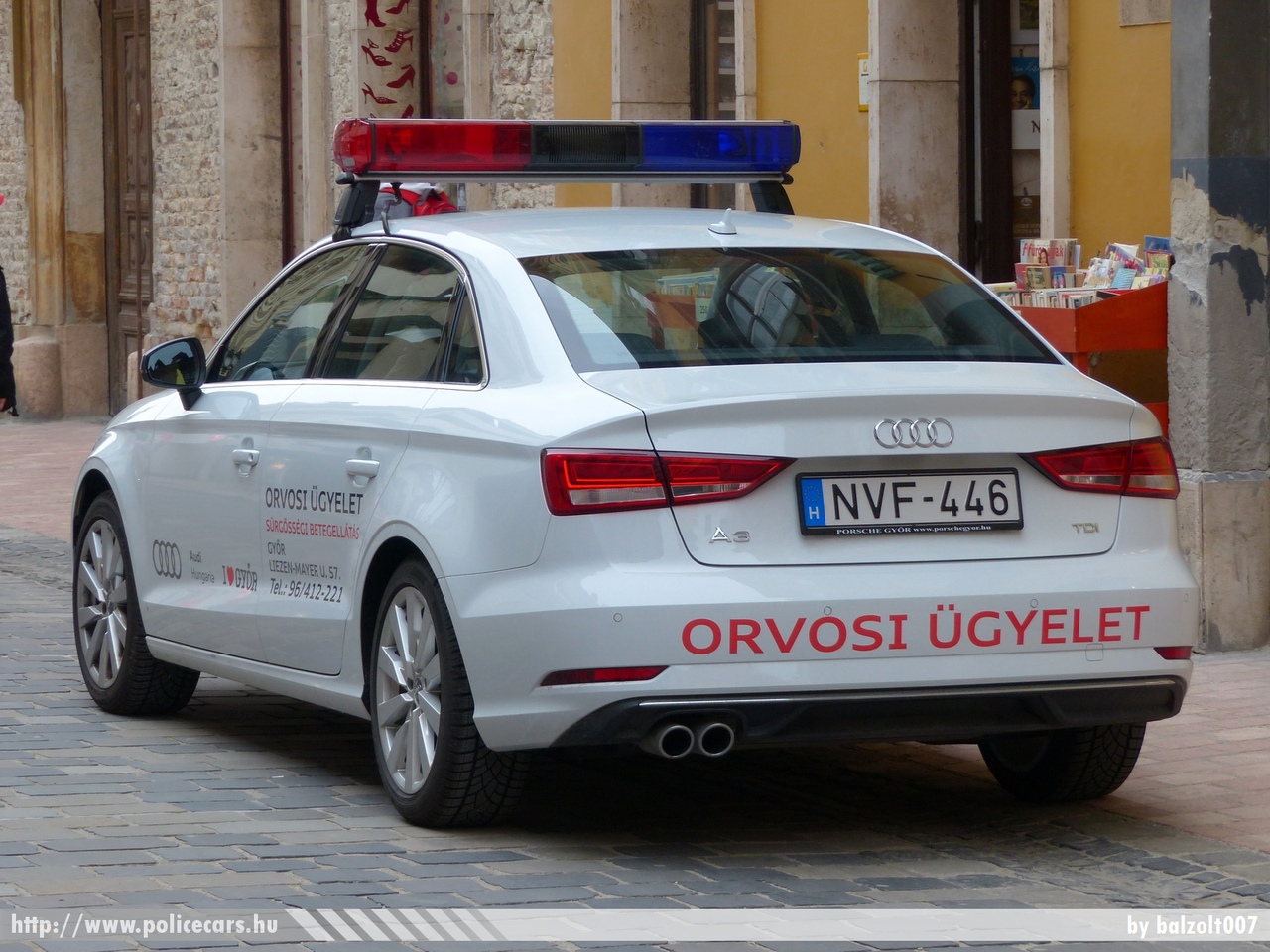Audi A3 limousine, orvosi ügyelet, Gyõr, fotó: balzolt007
Keywords: mentő mentőautó magyar Magyarország ambulance hungarian Hungary NVF-446