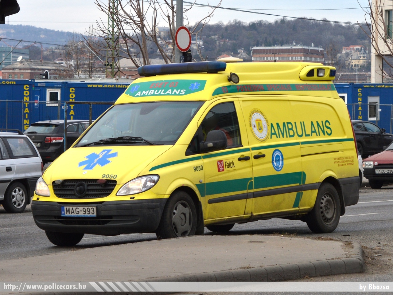 Mercedes-Benz Vito II 115 CDI, Poszeidon Speciális Mentõszolgálat, fotó: Bbazsa
Keywords: magyar Magyarország mentő mentőautó Hungary hungarian ambulance MAG-993