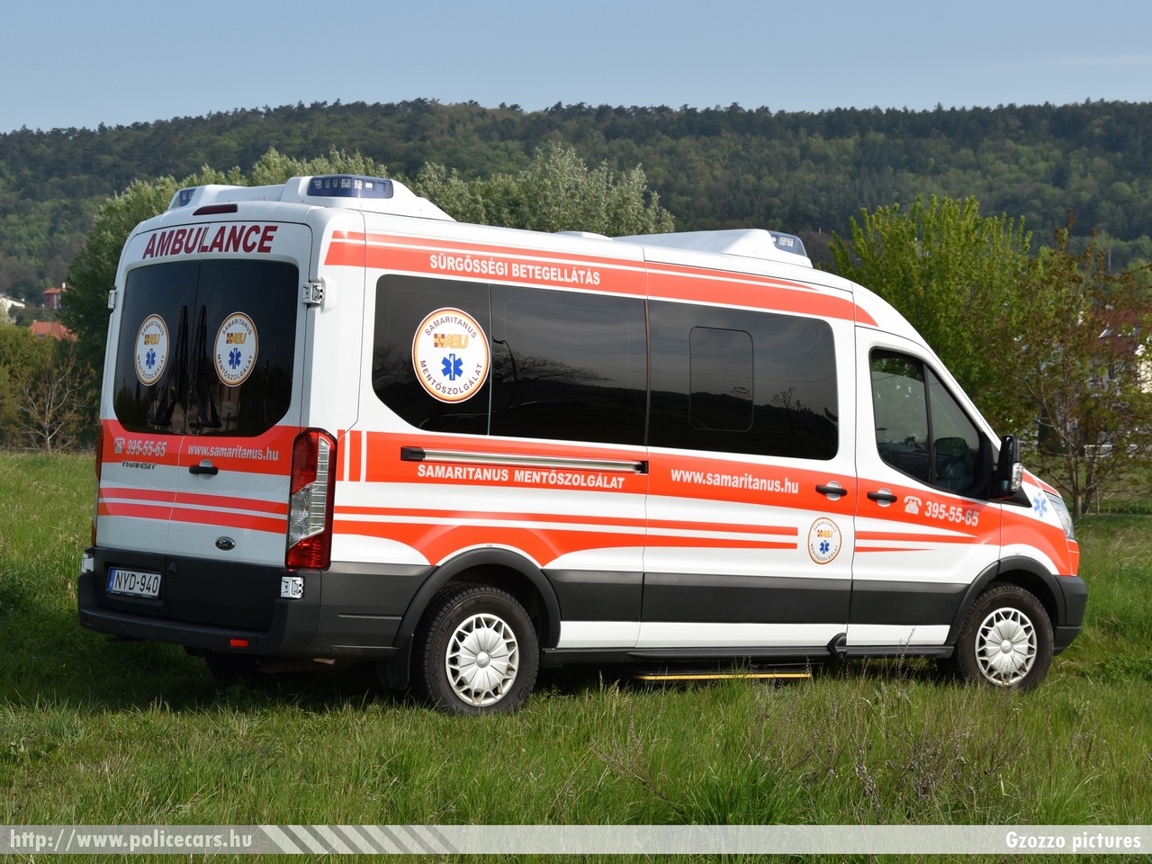 Ford Transit, Samaritanus Mentõszolgálat, fotó: Gzozzo pictures
Keywords: mentő mentőautó magyar Magyarország NYD-940 ambulance hungarian Hungary