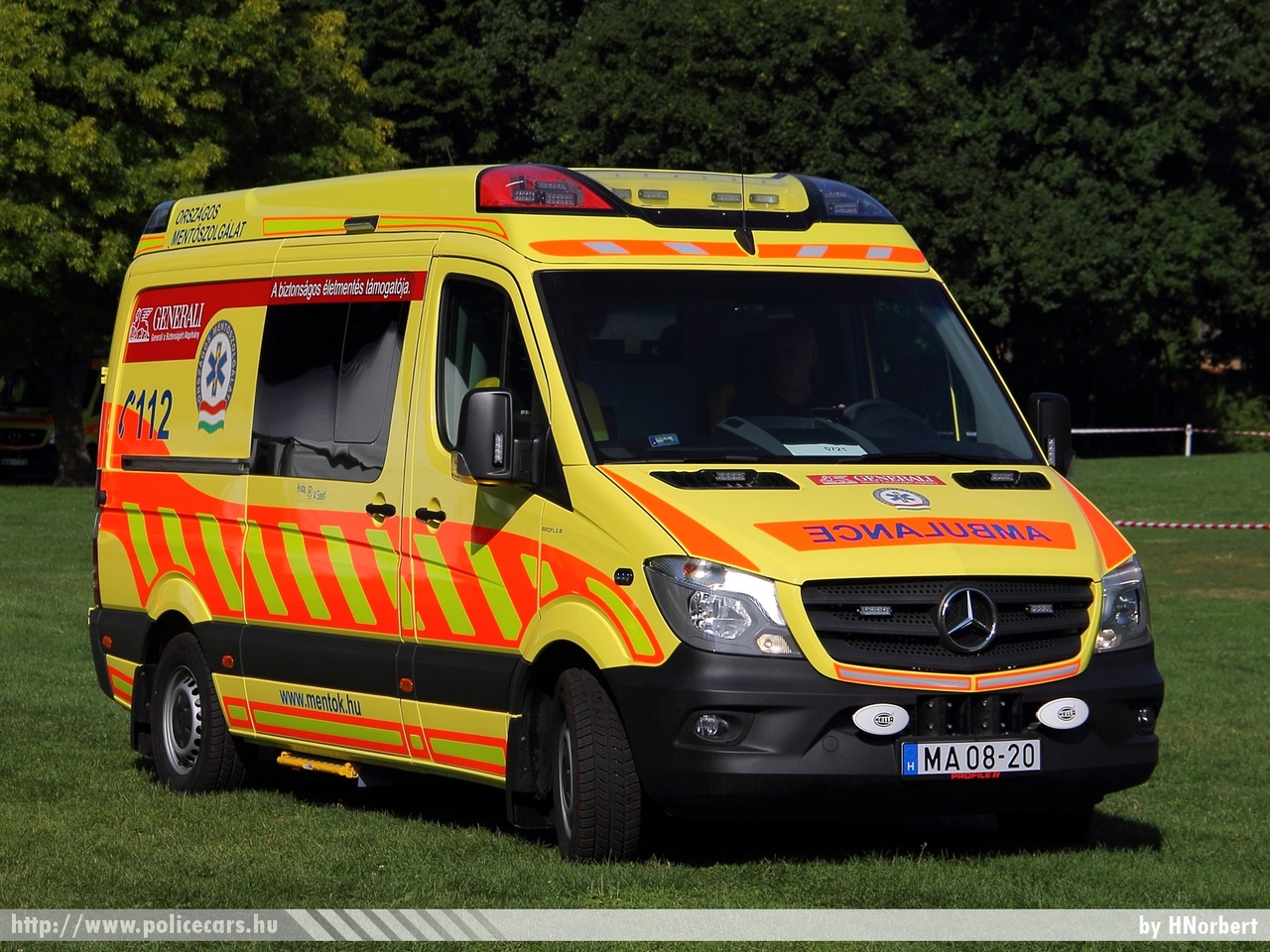 Mercedes-Benz Sprinter II facelift 316CDI Profile, Heros, Országos Mentõszolgálat, fotó: HNorbert
Keywords: OMSZ MA08-20 magyar Magyarország mentő mentőautó Hungary hungarian ambulance