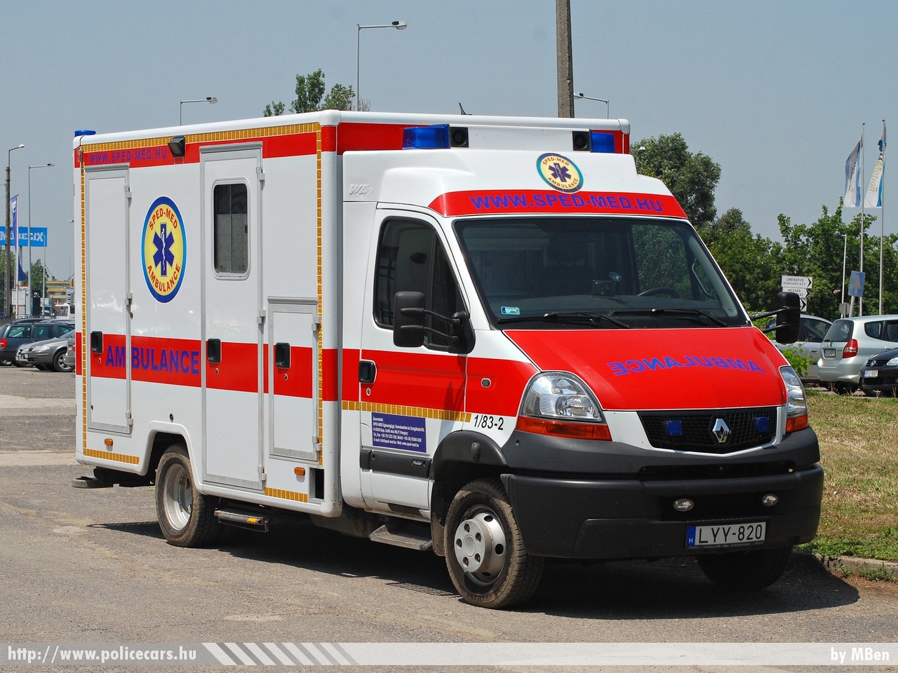 Renault Mascott, Sped-Med Kft., fotó: MBen
Keywords: mentő mentőautó magyar Magyarország hungarian Hungary ambulance LYY-820