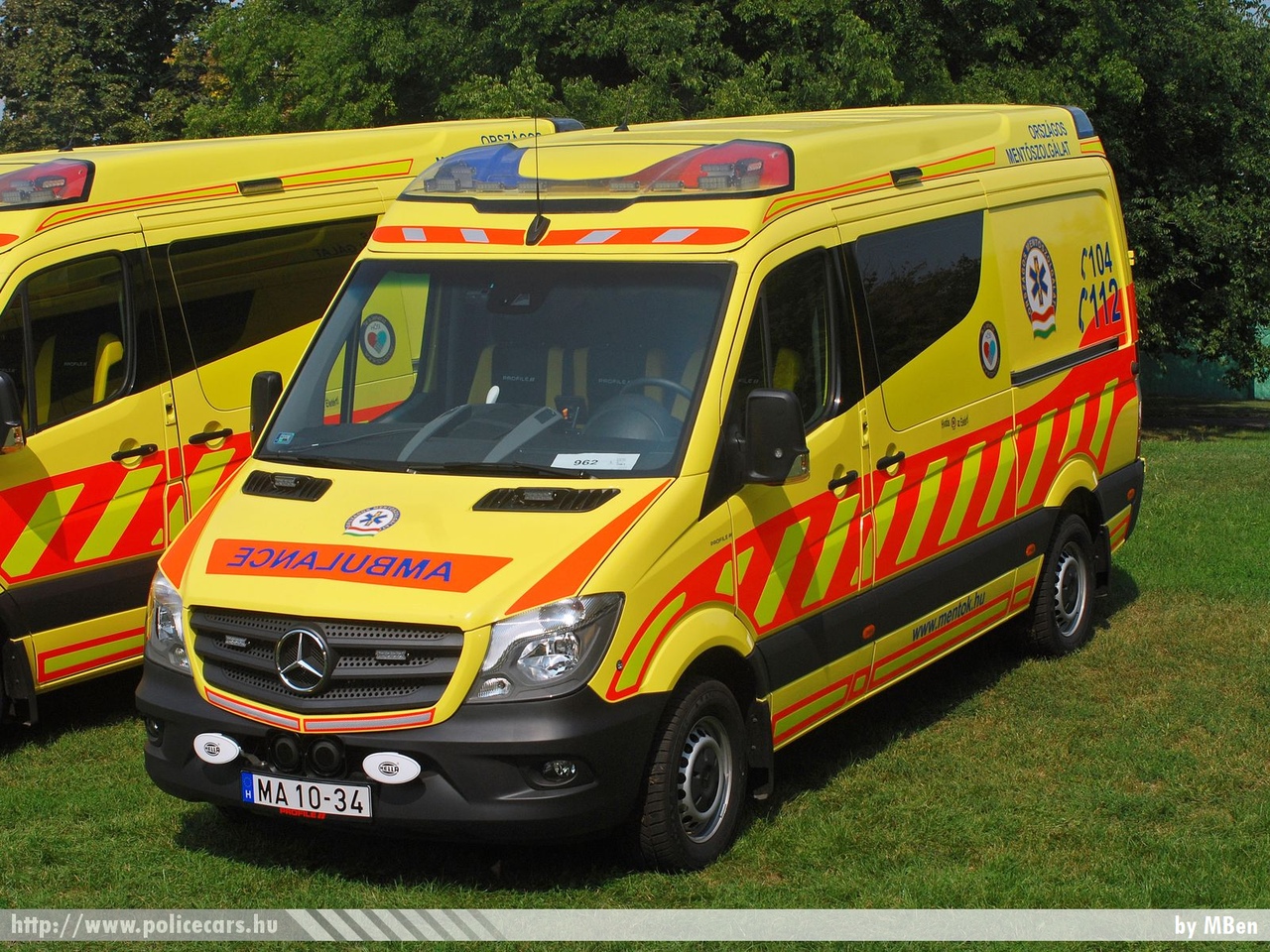 Mercedes-Benz Sprinter II facelift 316CDI Profile, Heros, Országos Mentõszolgálat, fotó: MBen
Keywords: magyar Magyarország mentő mentőautó OMSZ Hungary hungarian ambulance MA10-34