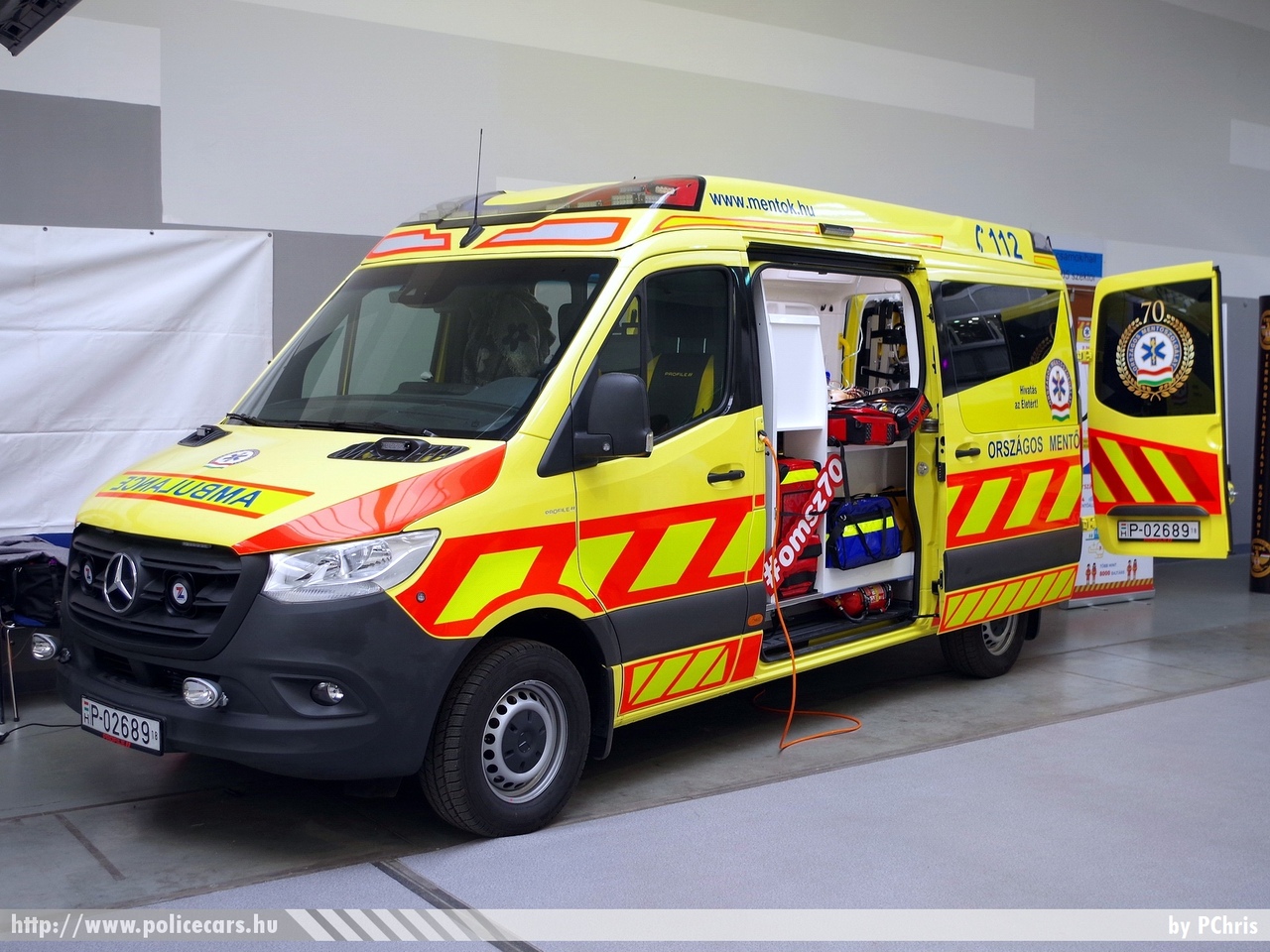 Mercedes-Benz Sprinter III 316 CDI Profile Genios, Országos Mentõszolgálat, fotó: PChris
Keywords: magyar Magyarország mentő mentőautó OMSZ Hungary hungarian ambulance