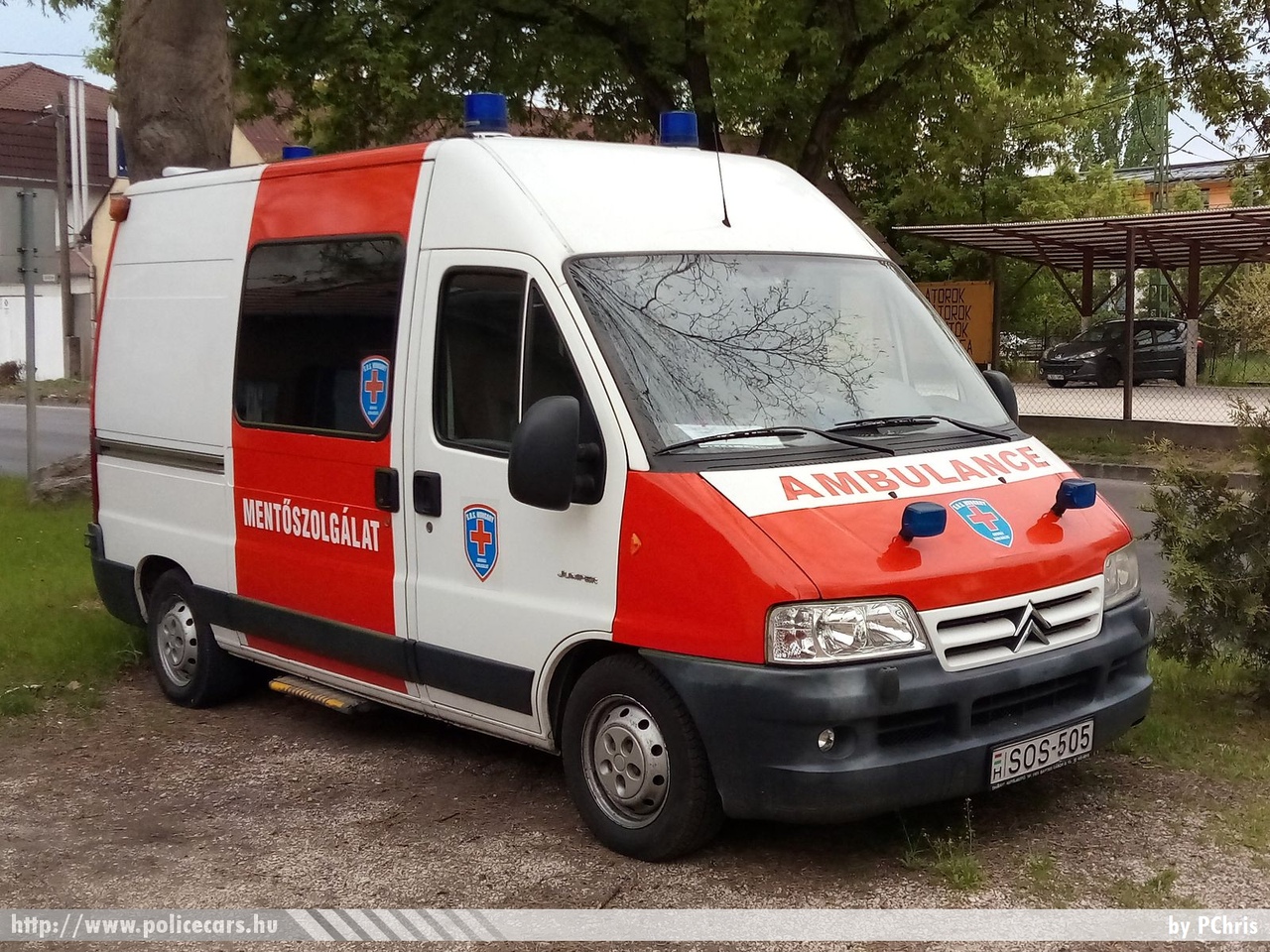 Citroen Jumper, SOS Assistance Hungary Kft., fotó: PChris
Keywords: mentő mentőautó magyar Magyarország hungarian Hungary ambulance SOS-505