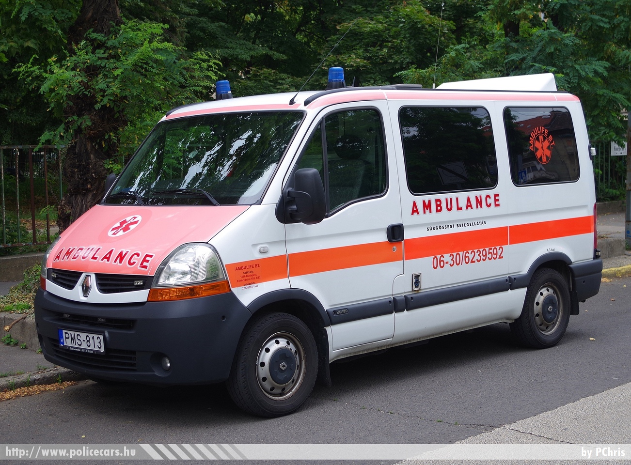 Renault Master, Ambulife Bt. Betegszállítás, fotó: PChris
Keywords: mentő mentőautó magyar Magyarország hungarian Hungary ambulance PMS-813