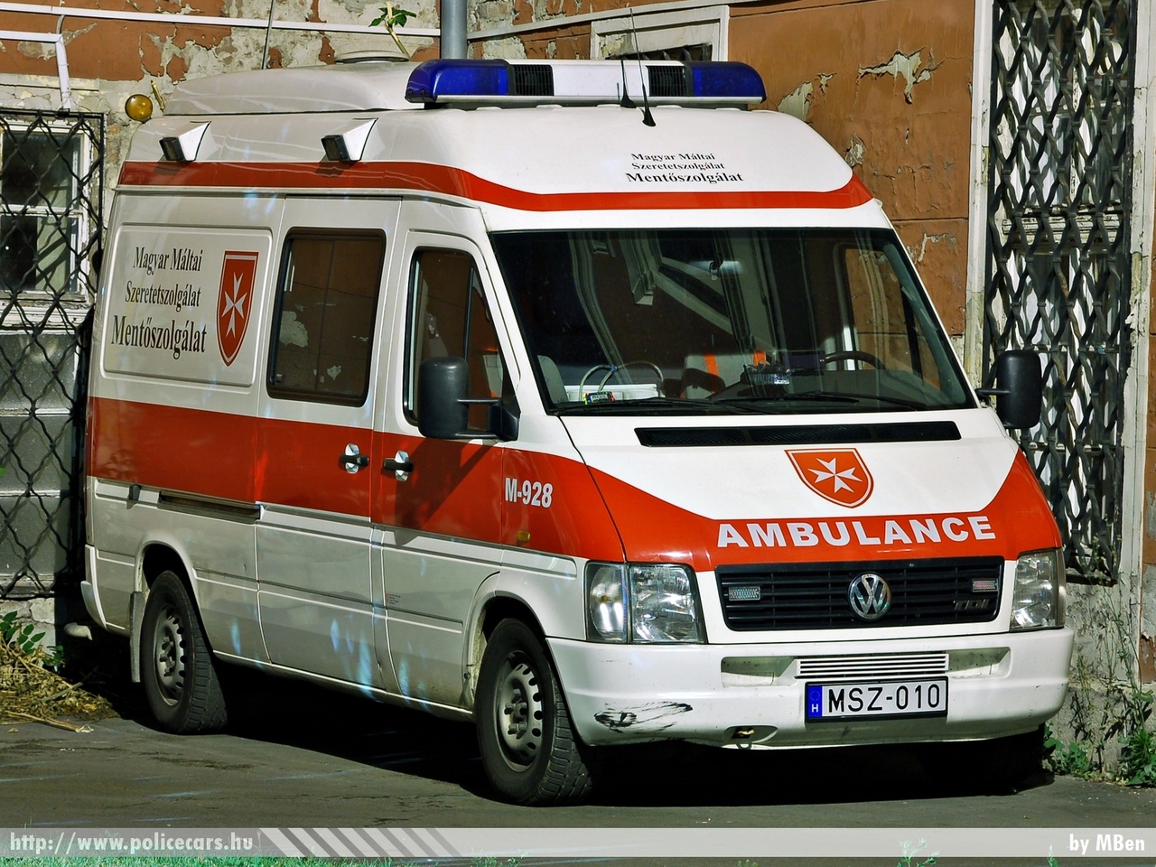 Volkswagen LT 35, Magyar Máltai Szeretetszolgálat Mentõszolgálat, fotó: MBen
Keywords: mentő mentőautó magyar Magyarország hungarian Hungary ambulance MSZ-010