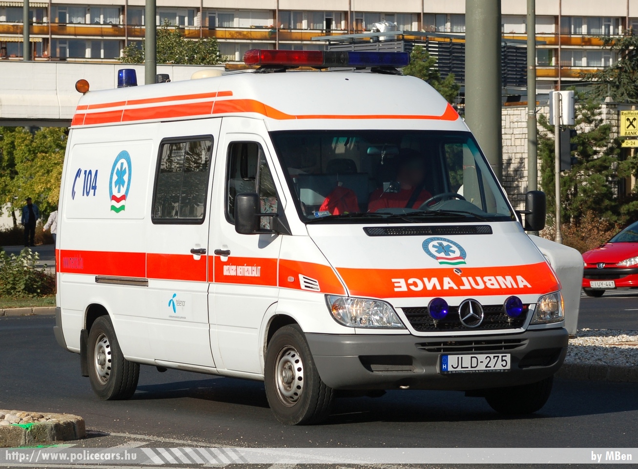 Mercedes Sprinter, fotó: MBen
Keywords: magyar Magyarország mentő mentőautó OMSZ Hungary hungarian ambulance JLD-275