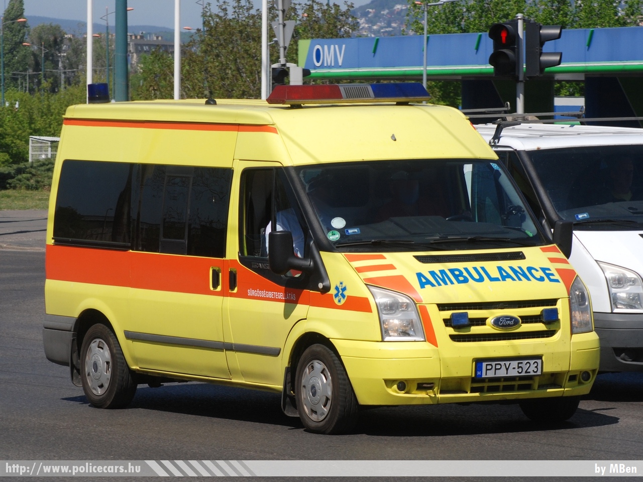 Ford Transit, fotó: MBen
Keywords: mentő mentőautó magyar Magyarország hungarian Hungary ambulance PPY-523