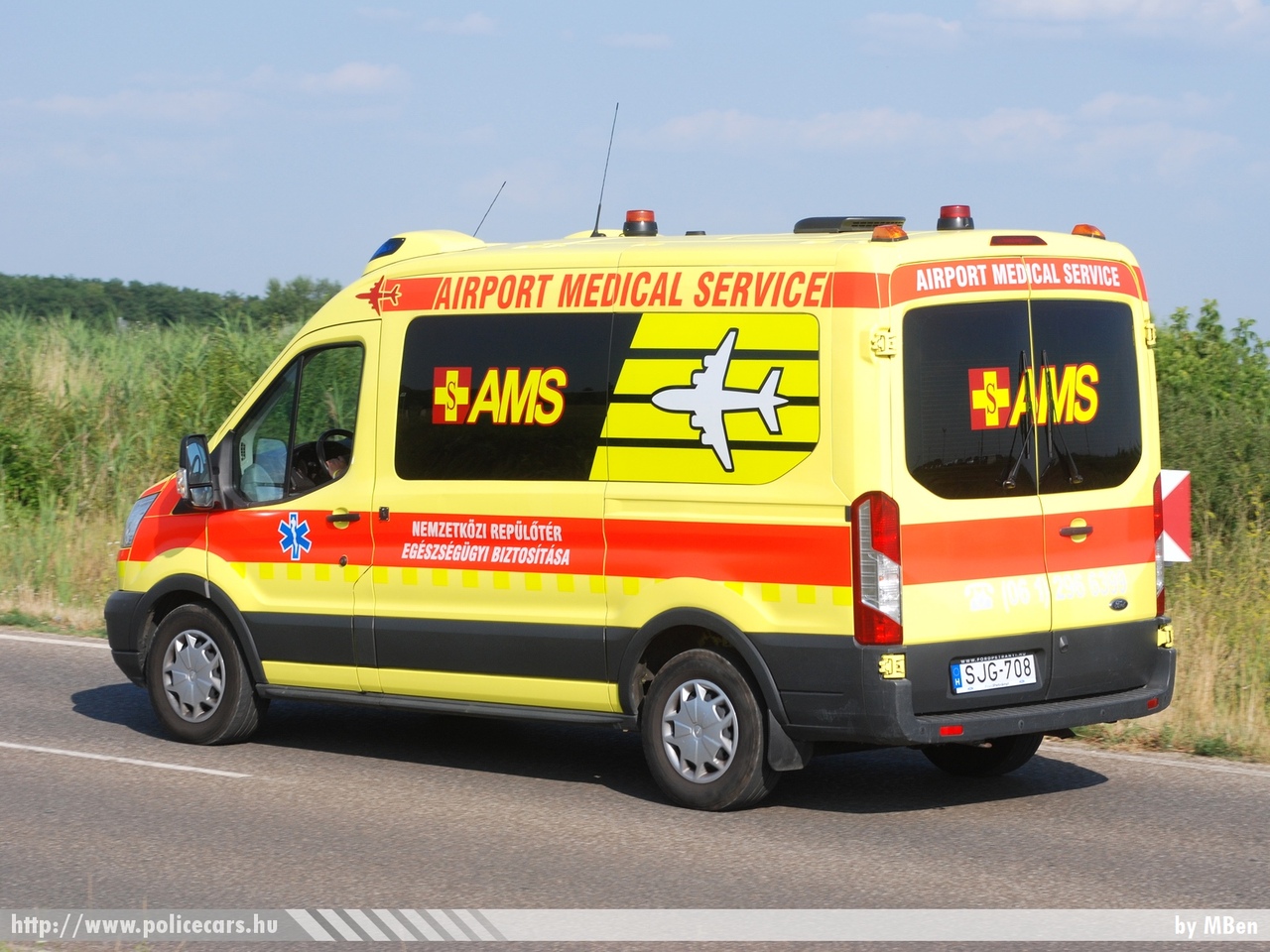 Ford Transit, Airport Medical Service, AMS Assistance Kft., fotó: MBen
Keywords: mentő mentőautó magyar Magyarország hungarian Hungary ambulance SJG-708