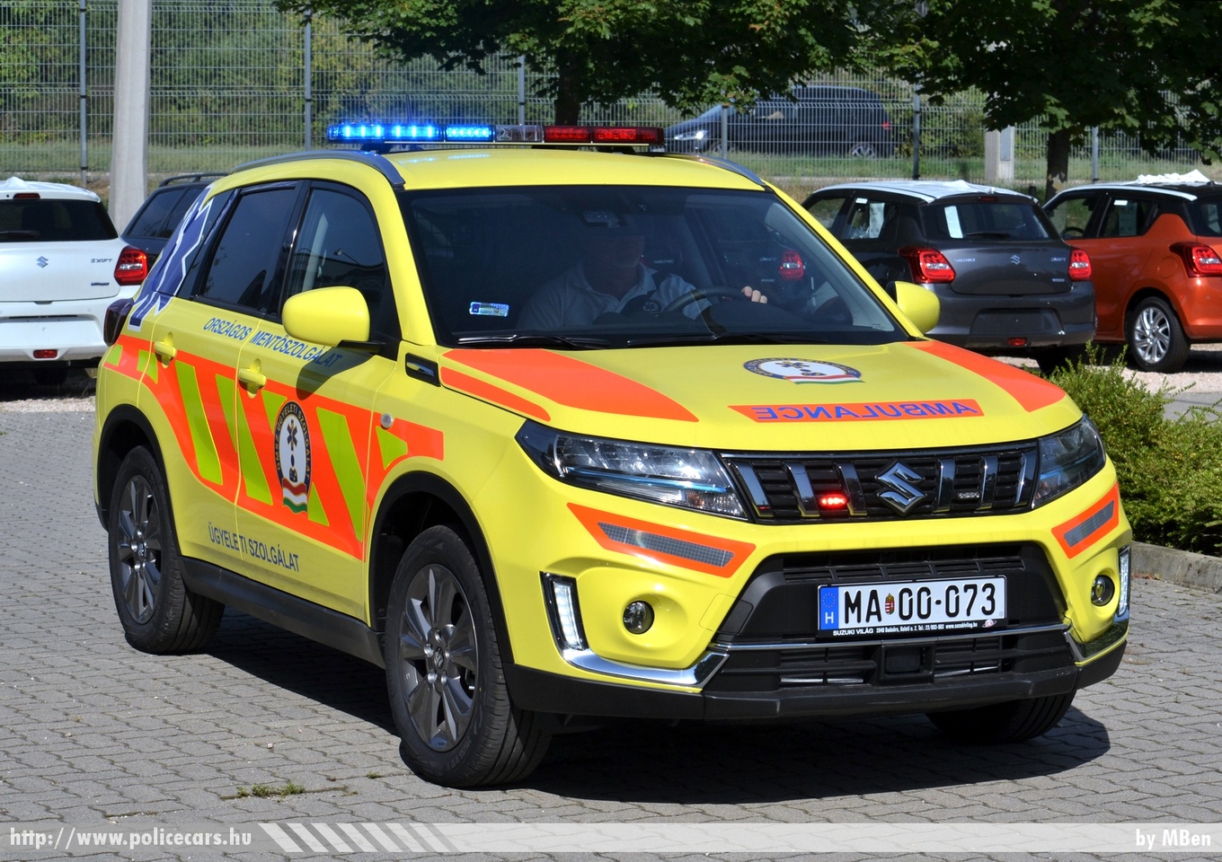Suzuki Vitara, Országos Mentőszolgálat, orvosi ügyelet, fotó: MBen
Keywords: mentő magyar Magyarország mentőautó OMSZ ambulance Hungary hungarian MA00-073