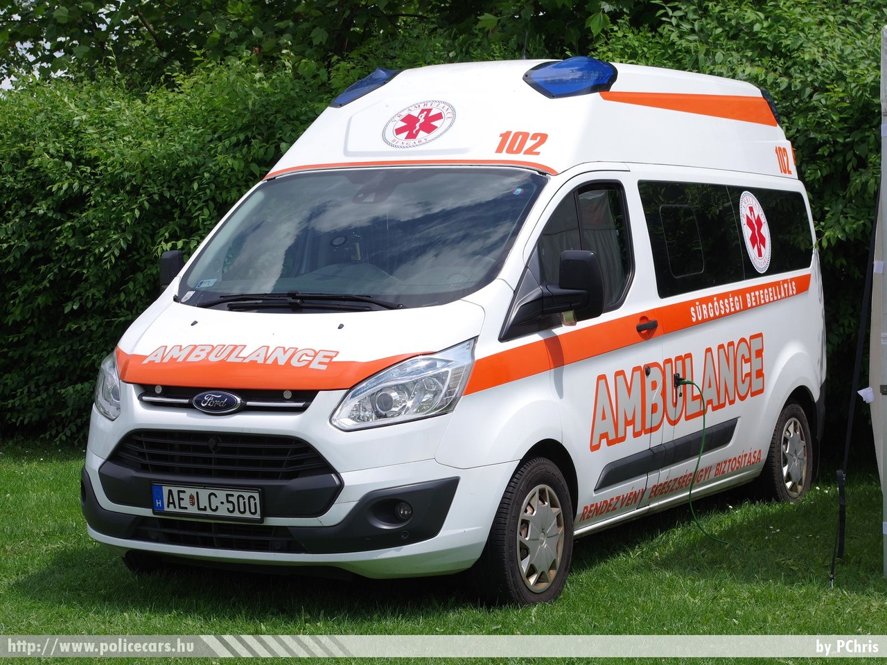 Ford Transit Custom, VB Ambulance Hungary Kft., fotó: PChris
Keywords: mentő mentőautó magyar Magyarország hungarian Hungary ambulance AELC-500