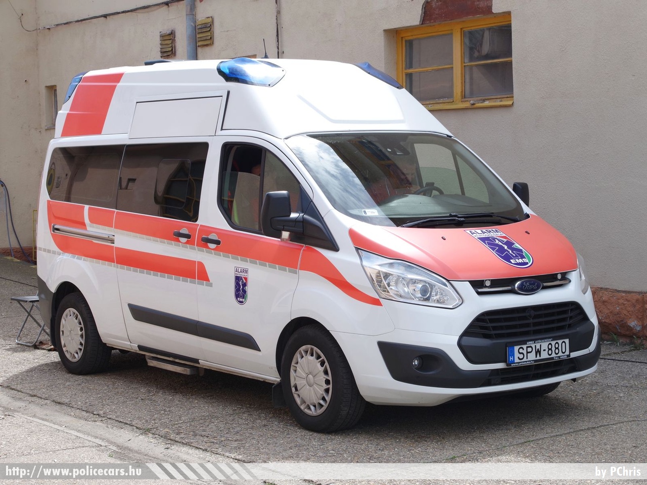Ford Transit Custom, Alarm Mentőszolgálat Kft., fotó: PChris
Keywords: mentő mentőautó magyar Magyarország hungarian Hungary ambulance SPW-880