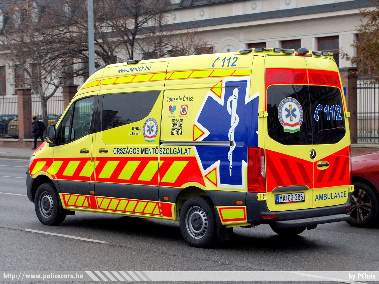Mercedes Sprinter III Profile, Országos Mentõszolgálat, fotó: PChris
Keywords: magyar Magyarország mentő mentőautó OMSZ Hungary hungarian ambulance MA00-286