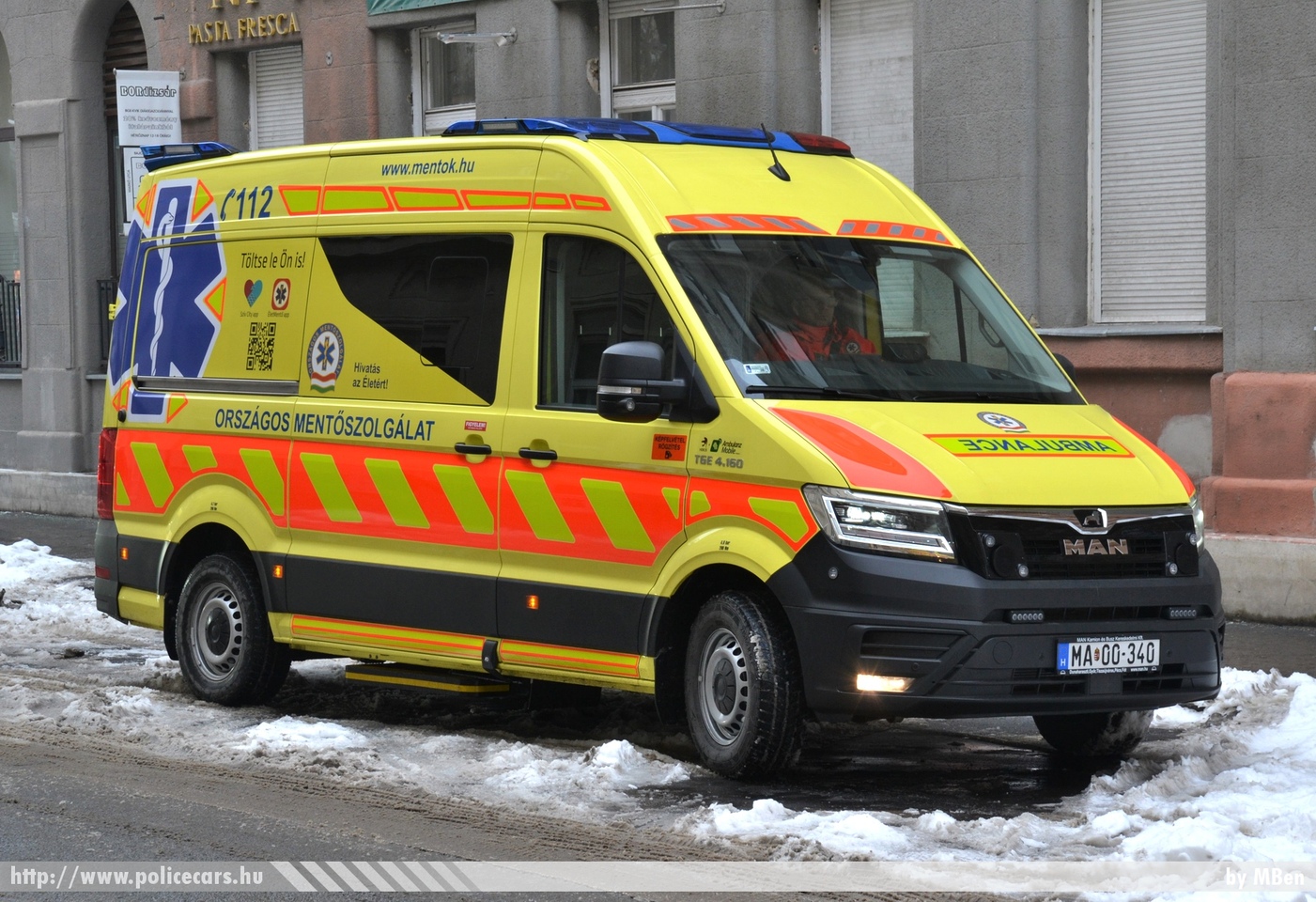 MAN TGE, Országos Mentõszolgálat, fotó: MBen
Keywords: magyar Magyarország mentő mentőautó OMSZ Hungary hungarian ambulance MA00-340