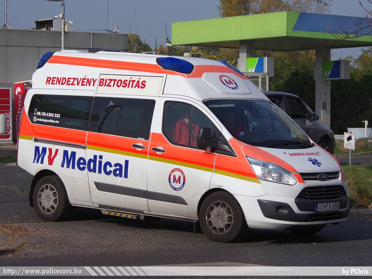 Ford Transit Custom, MV Medical Transport Kft., fotó: PChris
Keywords: mentő mentőautó magyar Magyarország hungarian Hungary ambulance AIEX-086