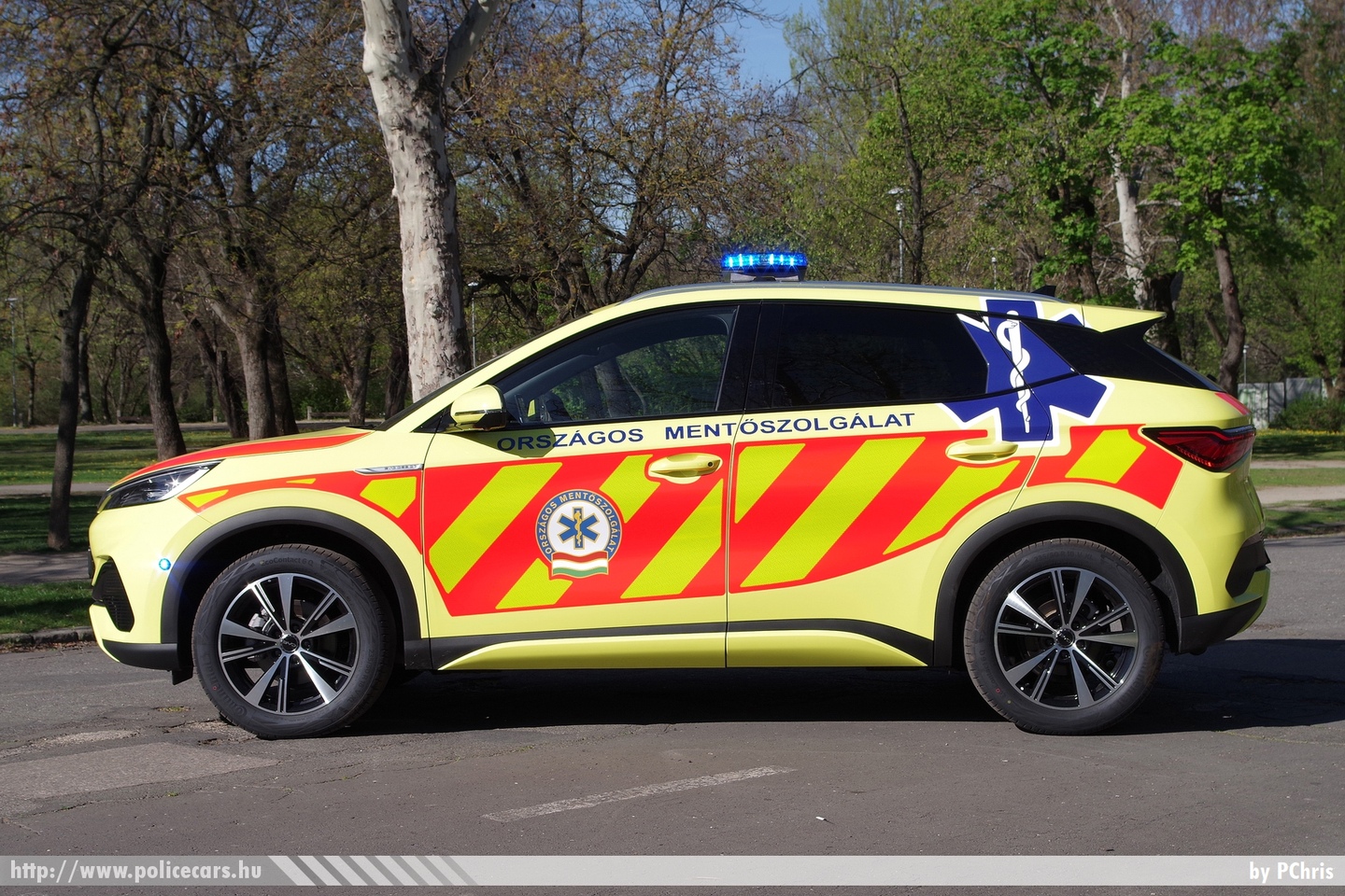 BYD Atto 3, Országos Mentőszolgálat, fotó: PChris
Keywords: mentő magyar Magyarország mentőautó OMSZ ambulance Hungary hungarian AOPE-602