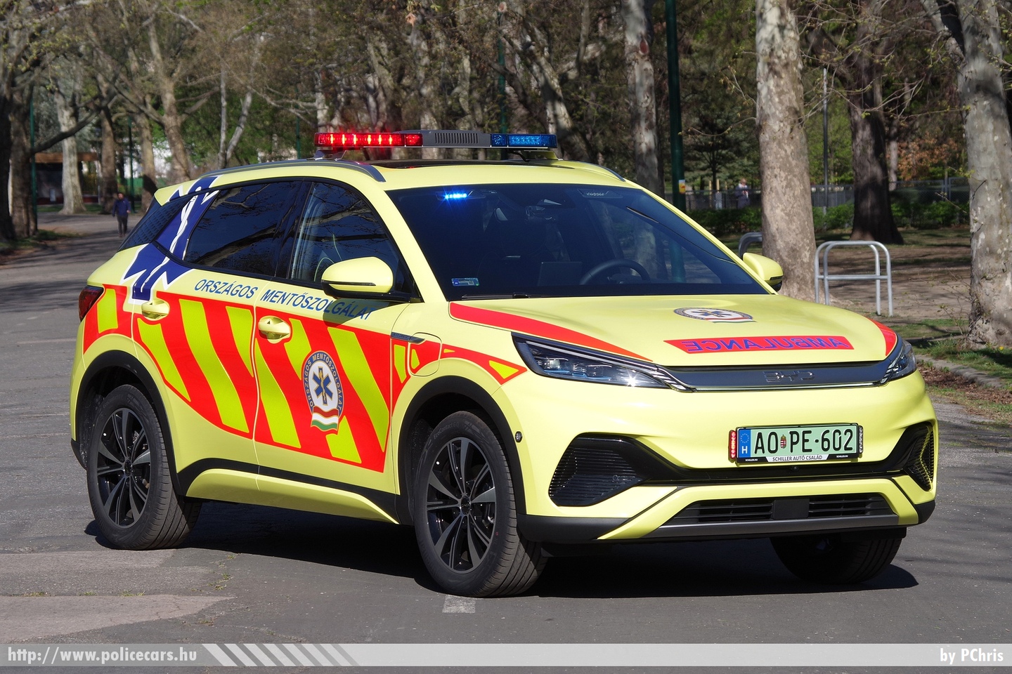 BYD Atto 3, Országos Mentőszolgálat, fotó: PChris
Keywords: mentő magyar Magyarország mentőautó OMSZ ambulance Hungary hungarian AOPE-602