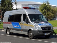 mercedes158.jpg