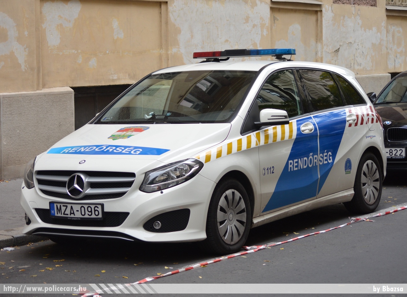 Mercedes-Benz B220 4Matic, fotó: Bbazsa
Keywords: rendőr rendőrautó rendőrség magyar Magyarország hungarian Hungary police policecar MZA-096
