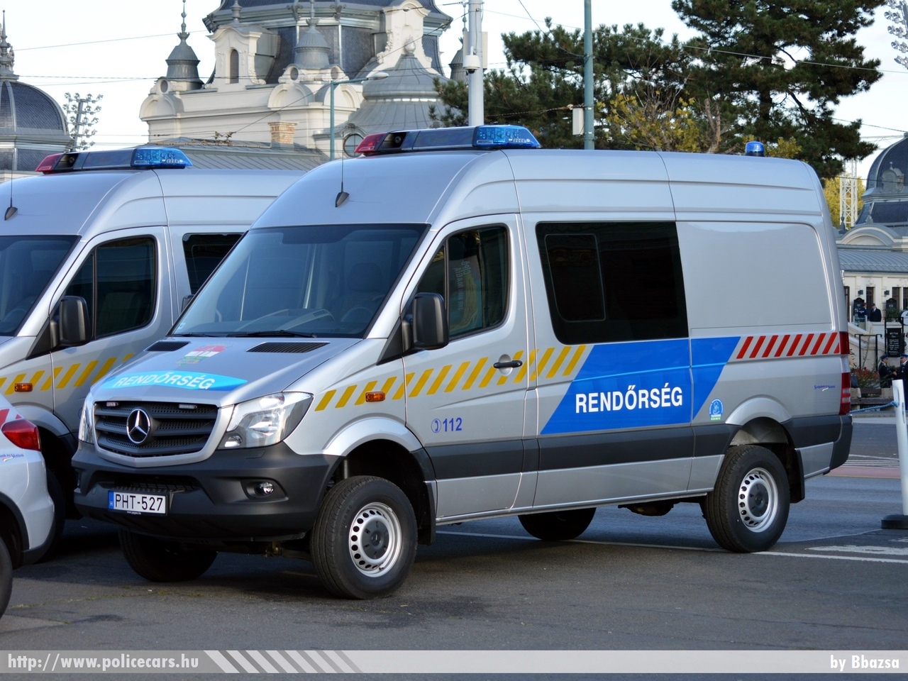 Mercedes-Benz Sprinter II facelift 316CDI  4x4, fotó: Bbazsa
Keywords: rendőr rendőrautó rendőrség magyar Magyarország hungarian Hungary police policecar PHT-527