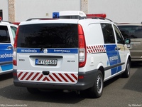 mercedes221.jpg