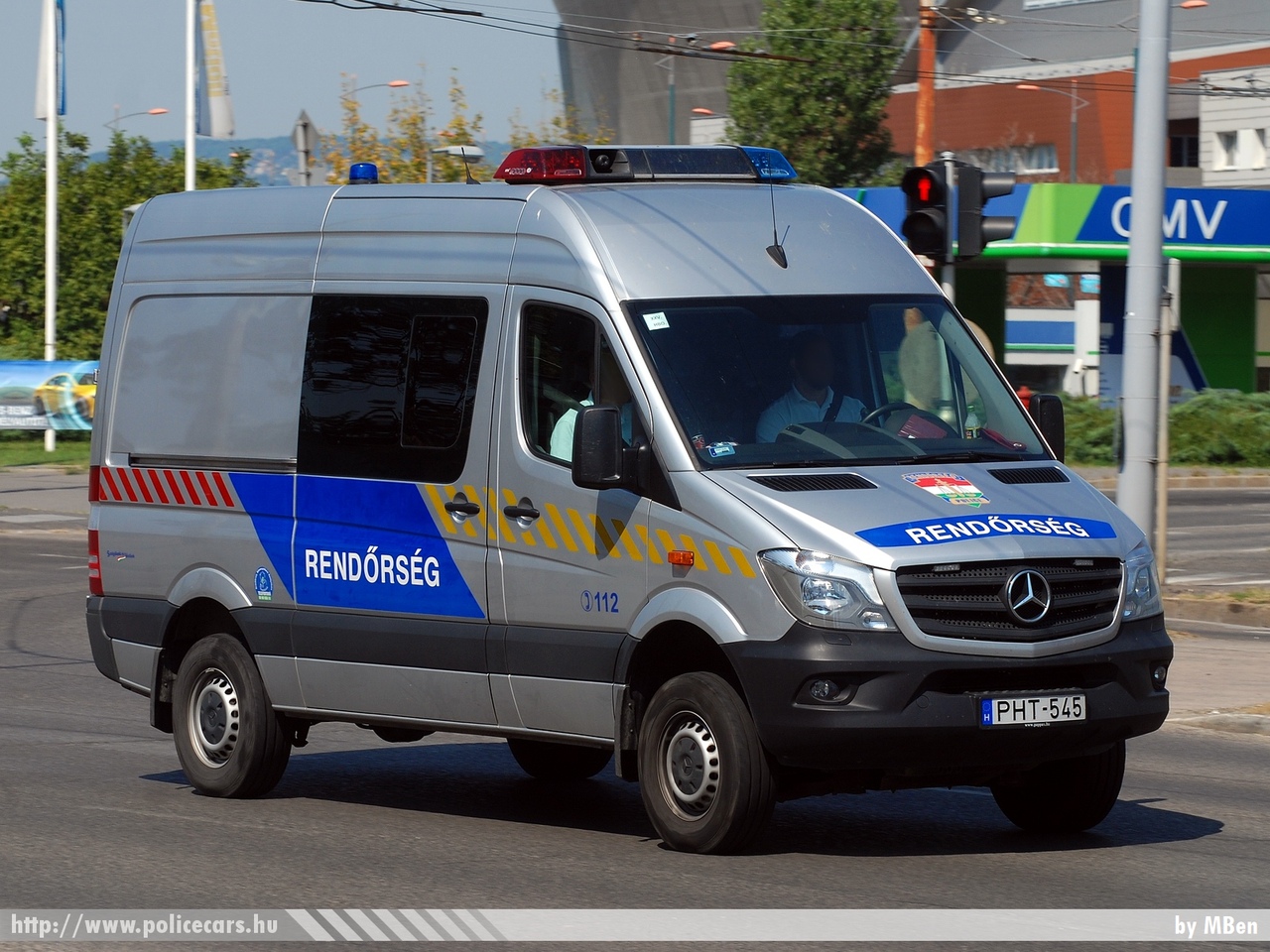 Mercedes-Benz Sprinter II facelift, fotó: MBen
Keywords: rendőr rendőrautó rendőrség magyar Magyarország Hungary hungarian police policecar PHT-545