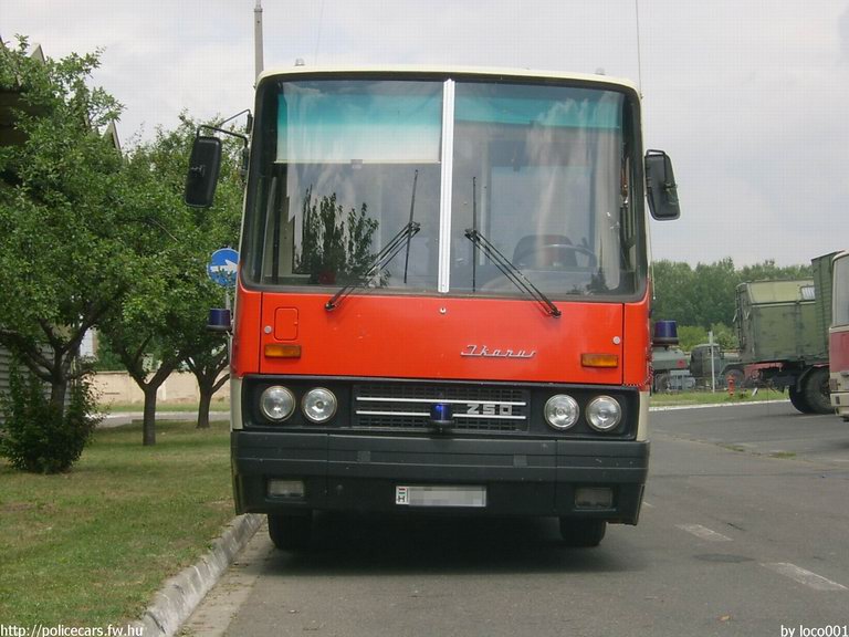 Ikarus 250.60, fotó: loco001
Keywords: katonai honvédségi honvédség
