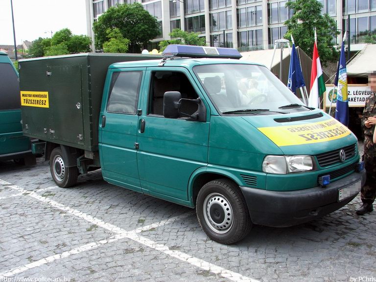 VW Transporter T4, fotó: PChris
Keywords: katonai honvédségi honvédség