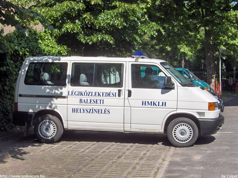 VW Transporter T4, fotó: Csipet
Keywords: katonai honvédségi honvédség