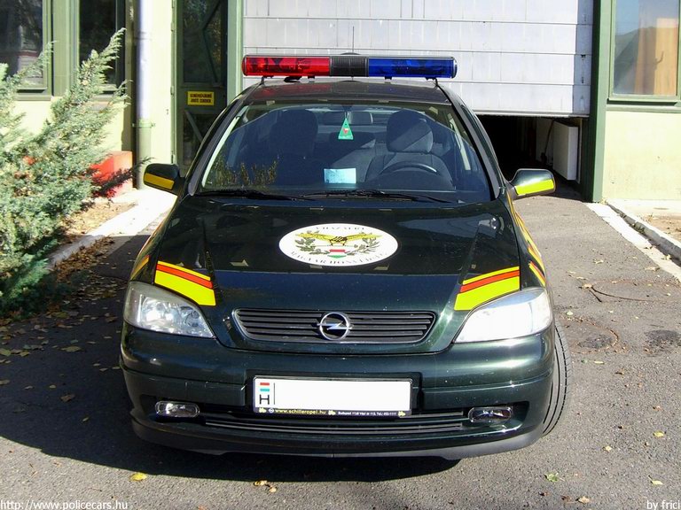 Opel Astra, fotó: Frici
Keywords: katonai honvédségi honvédség
