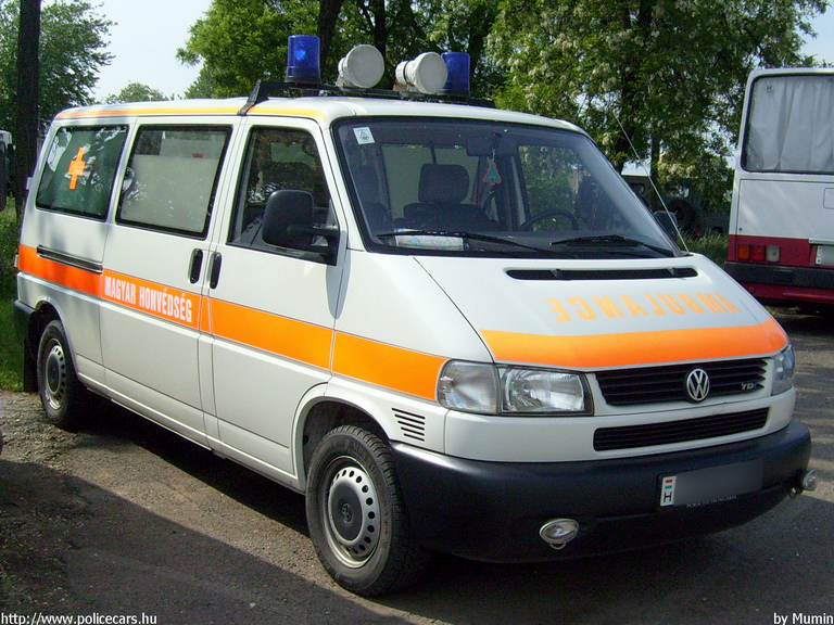 VW Transporter T4, fotó: Mumin
Keywords: katonai honvédségi honvédség magyar mentő mentőautó
