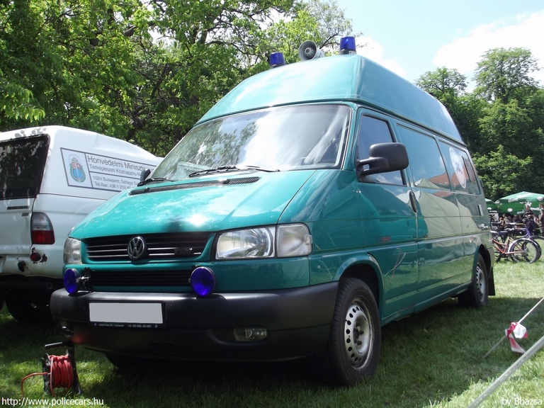 Volkswagen Transporter T4 Syncro, Havaria Labor, fotó: Bbazsa
Keywords: katonai honvédségi honvédség magyar Magyarország