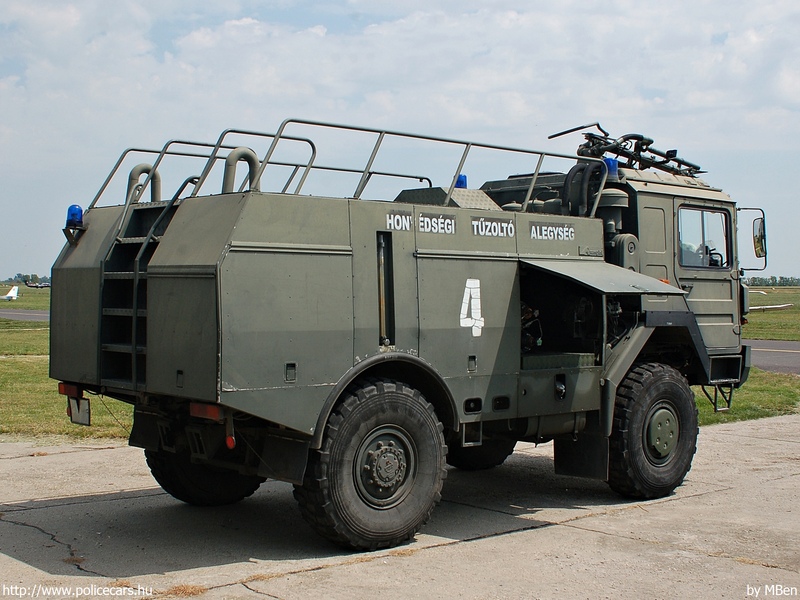 RÁBA H14 93M Rampini, fotó: MBen
Keywords: katonai honvédségi honvédség magyar Magyarország tûzoltó tûzoltóautó tûzoltóság