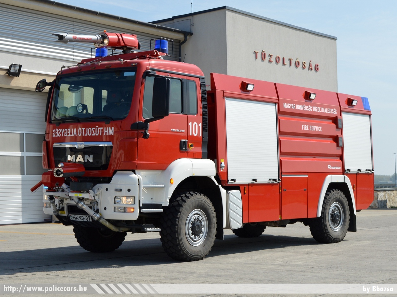 MAN TGS 18.540 Rosenbauer RIV 3500/500/250, MH 59. Szentgyörgyi Dezsõ Repülõbázis, Kecskemét, fotó: Bbazsa
Keywords: HK90-07 katonai honvédségi honvédség tûzoltóautó tûzoltóság 